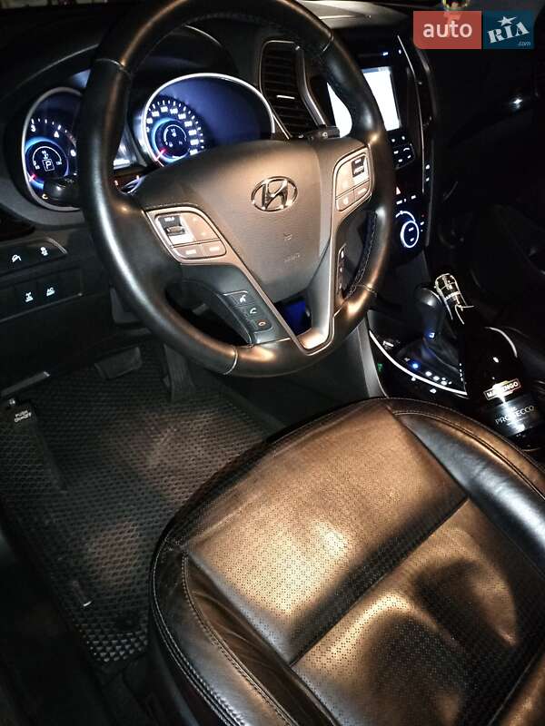 Внедорожник / Кроссовер Hyundai Santa FE 2012 в Коростене фото 2 Внедорожник / Кроссовер Hyundai Santa FE 2012 в Коростене