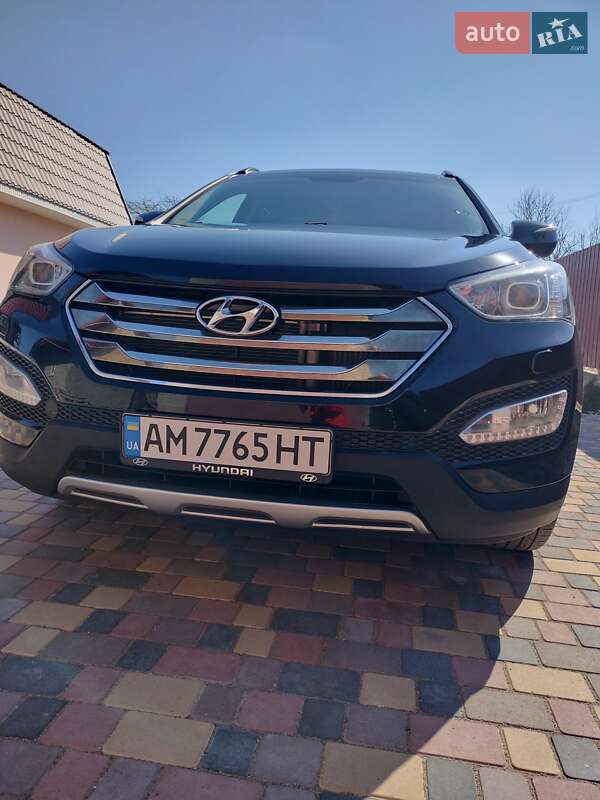 Внедорожник / Кроссовер Hyundai Santa FE 2012 в Коростене фото 13 Внедорожник / Кроссовер Hyundai Santa FE 2012 в Коростене