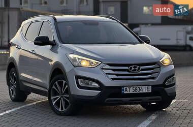 Внедорожник / Кроссовер Hyundai Santa FE 2015 в 