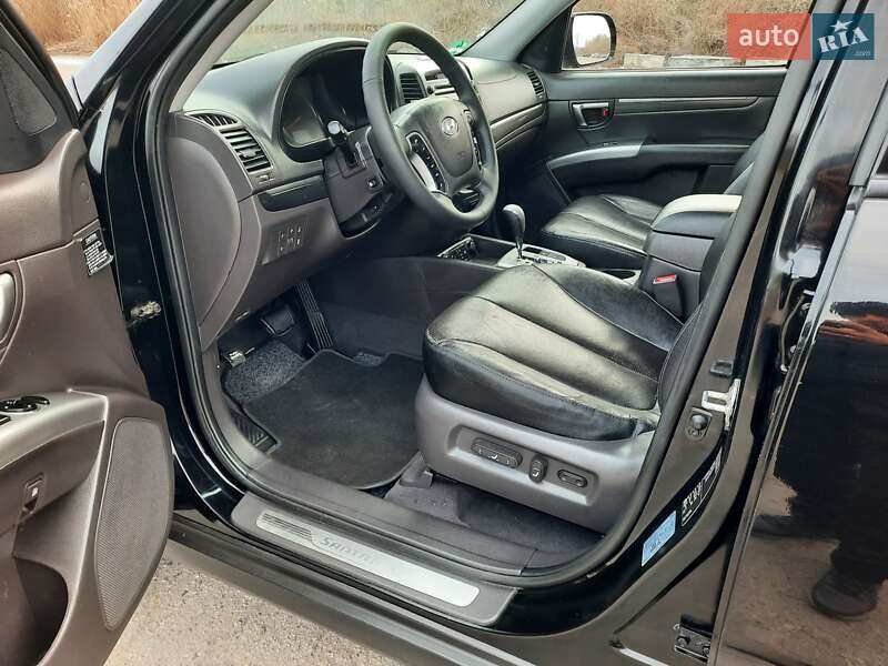 Внедорожник / Кроссовер Hyundai Santa FE 2012 в Полтаве