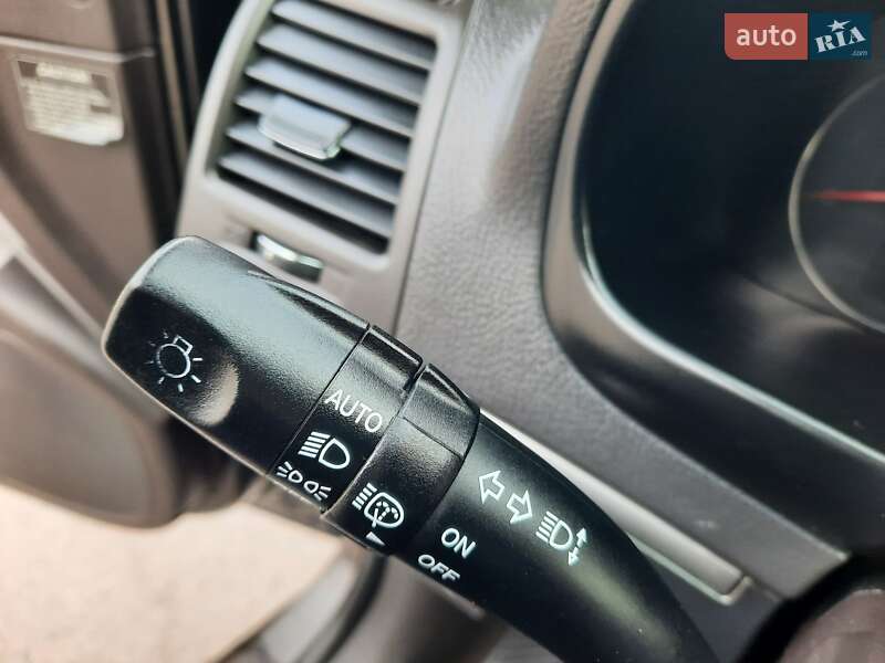 Внедорожник / Кроссовер Hyundai Santa FE 2012 в Полтаве