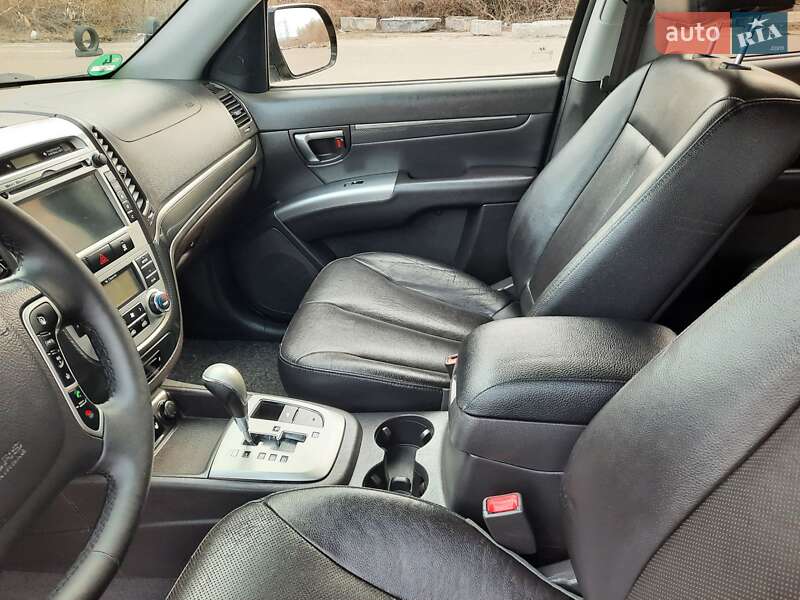 Внедорожник / Кроссовер Hyundai Santa FE 2012 в Полтаве