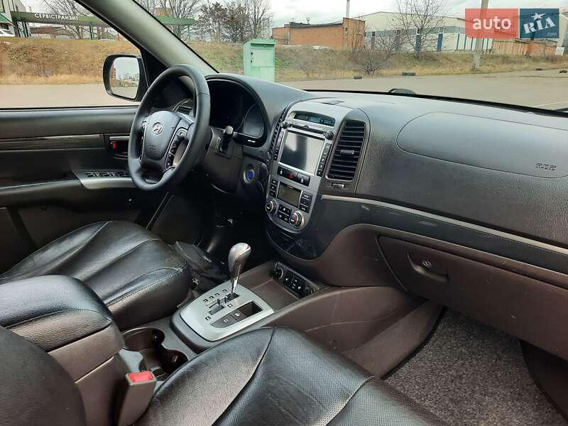 Внедорожник / Кроссовер Hyundai Santa FE 2012 в Полтаве