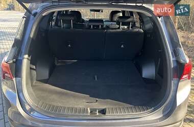 Позашляховик / Кросовер Hyundai Santa FE 2020 в 