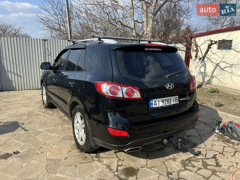 Позашляховик / Кросовер Hyundai Santa FE 2011 в Броварах
