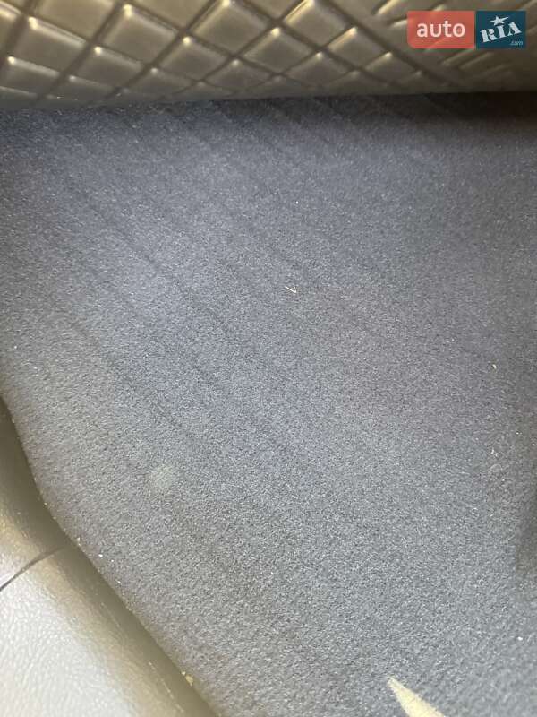 Позашляховик / Кросовер Hyundai Santa FE 2011 в Луцьку