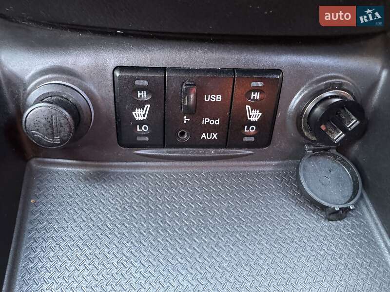 Позашляховик / Кросовер Hyundai Santa FE 2011 в Луцьку