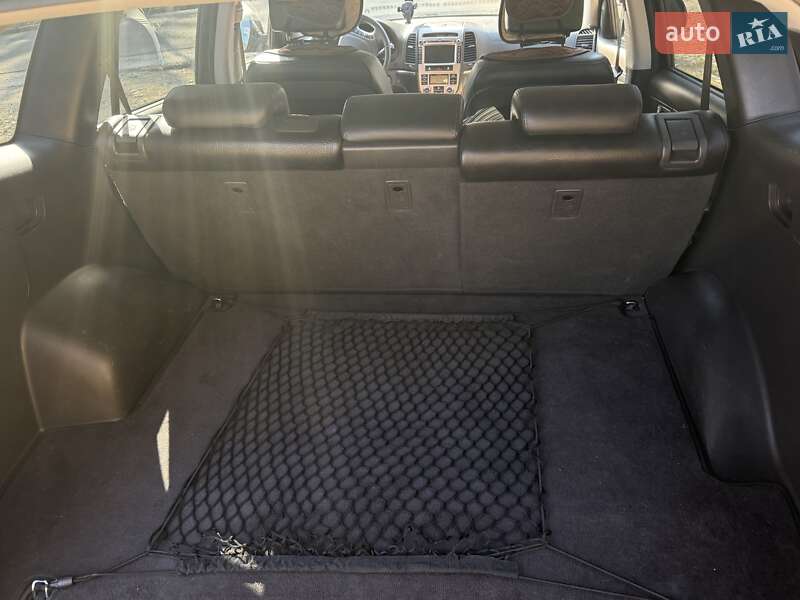 Позашляховик / Кросовер Hyundai Santa FE 2011 в Луцьку