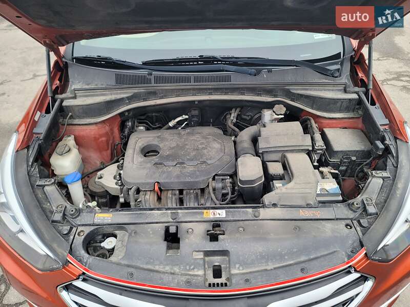 Позашляховик / Кросовер Hyundai Santa FE 2016 в Вінниці