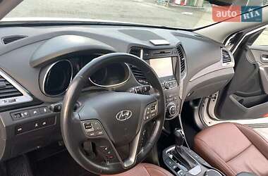 Внедорожник / Кроссовер Hyundai Santa FE 2013 в 