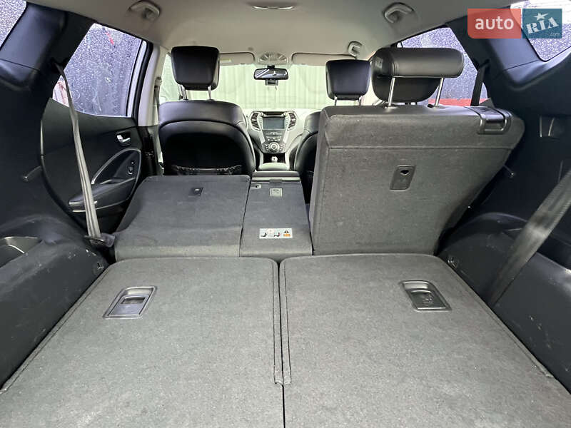 Внедорожник / Кроссовер Hyundai Santa FE 2014 в Ужгороде фото 15 Внедорожник / Кроссовер Hyundai Santa FE 2014 в Ужгороде