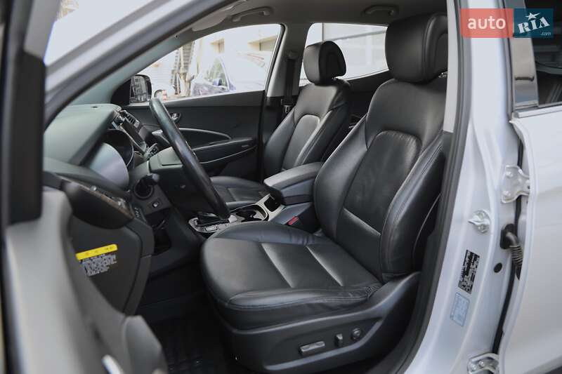 Позашляховик / Кросовер Hyundai Santa FE 2013 в Харкові