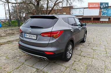 Внедорожник / Кроссовер Hyundai Santa FE 2012 в 