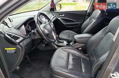 Внедорожник / Кроссовер Hyundai Santa FE 2012 в 