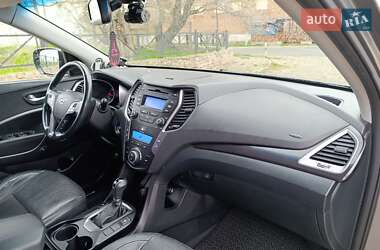 Внедорожник / Кроссовер Hyundai Santa FE 2012 в 