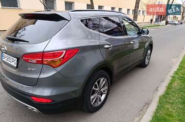 Внедорожник / Кроссовер Hyundai Santa FE 2012 в 