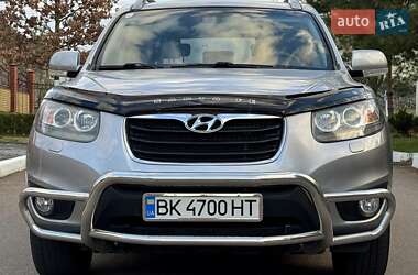 Позашляховик / Кросовер Hyundai Santa FE 2011 в 