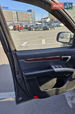 Позашляховик / Кросовер Hyundai Santa FE 2008 в 