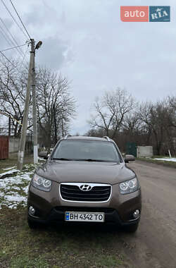 Позашляховик / Кросовер Hyundai Santa FE 2011 в 