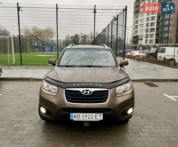 Позашляховик / Кросовер Hyundai Santa FE 2011 в Бучі