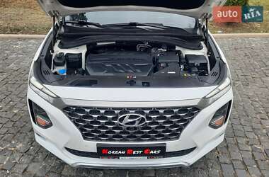 Позашляховик / Кросовер Hyundai Santa FE 2018 в 