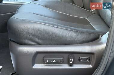 Внедорожник / Кроссовер Hyundai Santa FE 2012 в 