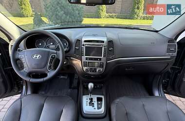 Внедорожник / Кроссовер Hyundai Santa FE 2012 в 