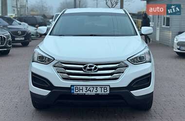 Позашляховик / Кросовер Hyundai Santa FE 2015 в 