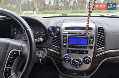 Внедорожник / Кроссовер Hyundai Santa FE 2010 в 