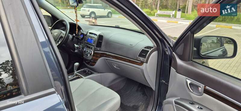 Позашляховик / Кросовер Hyundai Santa FE 2010 в Ірпені