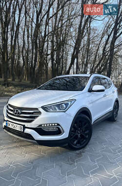 Внедорожник / Кроссовер Hyundai Santa FE 2017 в 