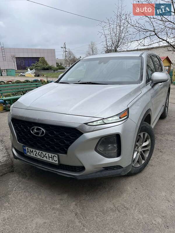 Внедорожник / Кроссовер Hyundai Santa FE 2019 в Житомире