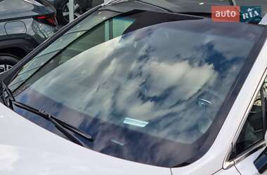 Внедорожник / Кроссовер Hyundai Santa FE 2019 в 