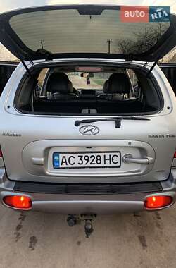 Внедорожник / Кроссовер Hyundai Santa FE 2004 в 