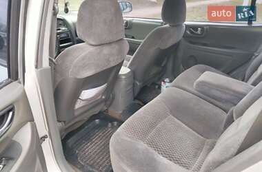 Позашляховик / Кросовер Hyundai Santa FE 2003 в 