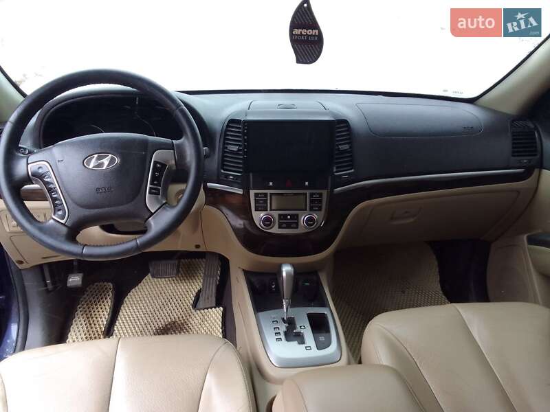 Внедорожник / Кроссовер Hyundai Santa FE 2010 в Виннице