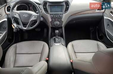 Внедорожник / Кроссовер Hyundai Santa FE 2018 в 