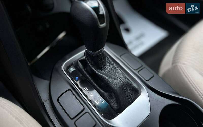 Позашляховик / Кросовер Hyundai Santa FE 2016 в Івано-Франківську фото 22 Позашляховик / Кросовер Hyundai Santa FE 2016 в Івано-Франківську