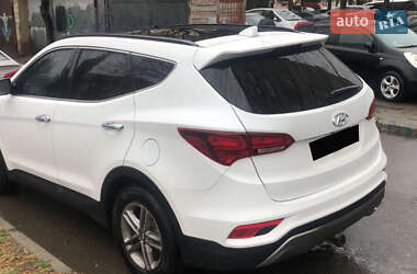 Внедорожник / Кроссовер Hyundai Santa FE 2016 в 