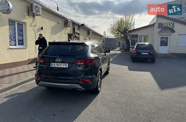 Внедорожник / Кроссовер Hyundai Santa FE 2016 в 