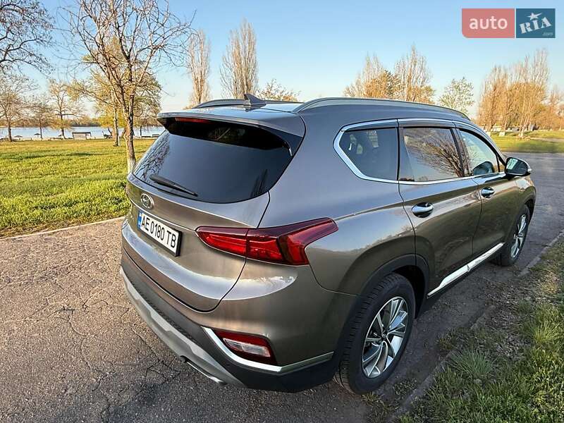 Позашляховик / Кросовер Hyundai Santa FE 2018 в Кам'янському