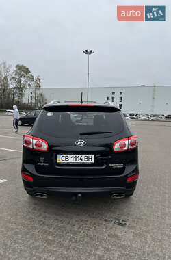 Внедорожник / Кроссовер Hyundai Santa FE 2010 в 