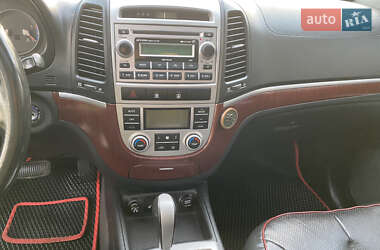 Внедорожник / Кроссовер Hyundai Santa FE 2006 в 