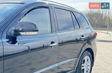 Внедорожник / Кроссовер Hyundai Santa FE 2011 в 