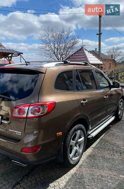 Позашляховик / Кросовер Hyundai Santa FE 2010 в 