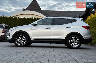 Внедорожник / Кроссовер Hyundai Santa FE 2013 в 