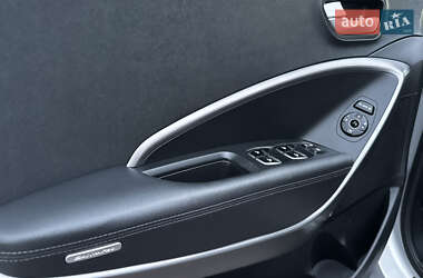 Внедорожник / Кроссовер Hyundai Santa FE 2013 в 