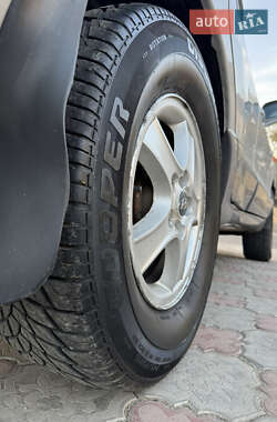 Позашляховик / Кросовер Hyundai Santa FE 2003 в 