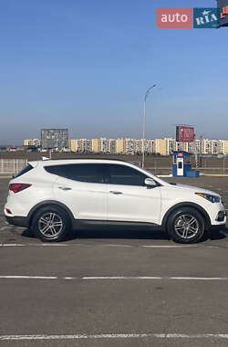 Внедорожник / Кроссовер Hyundai Santa FE 2017 в 