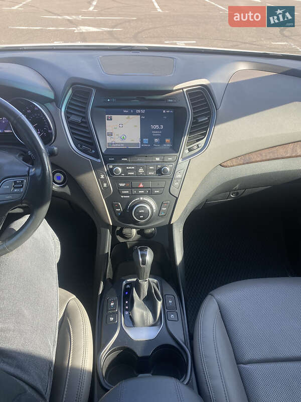 Позашляховик / Кросовер Hyundai Santa FE 2017 в Одесі